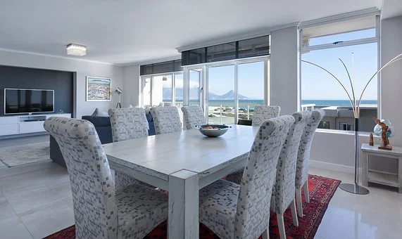Clean living and dining room.